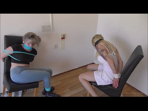 ❤️ Dipendente / legato e imbavagliato / damigella in pericolo ️ Slutsal it.hentaisea-com.ru ️❤