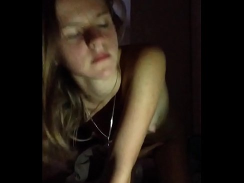 ❤️ Una ragazza si masturba e sborra ️ Slutsal it.hentaisea-com.ru ️❤