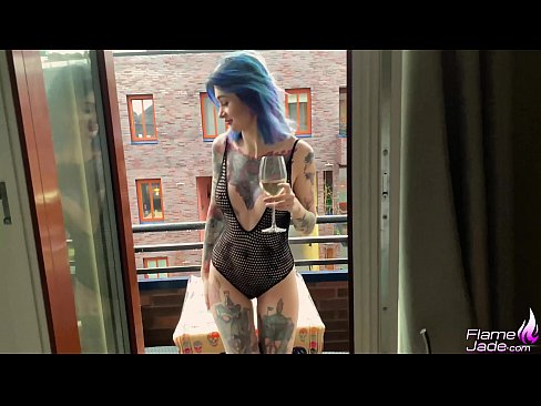 ❤️ Ragazza tremenda che succhia con un gulp e scopa appassionatamente sotto il cielo aperto ️ Slutsal it.hentaisea-com.ru ️❤